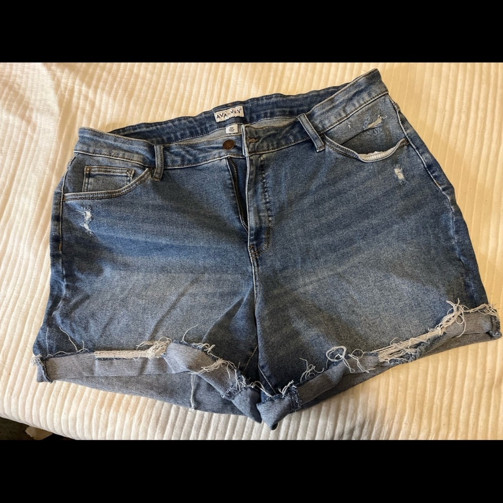 Ava & Viv plus size shorts
